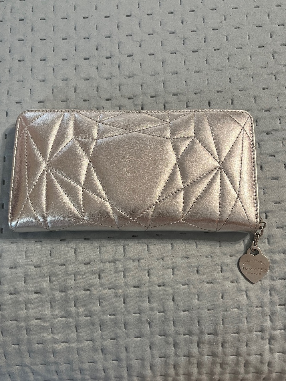Tiffany & Co. Silver Leather Wallet. NEVER USED and 100% Authentic !!